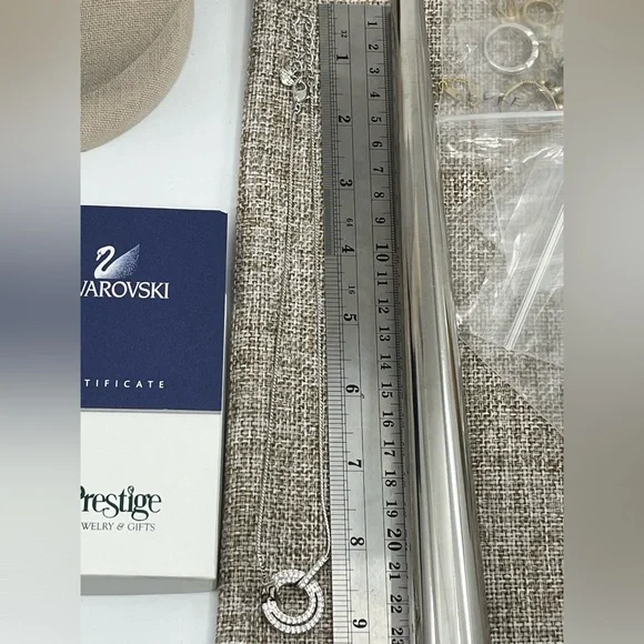 Genuine Vintage Swarovski 14-16” Adjustable Necklace with Original Box - Picture 13 of 13